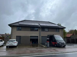 huis met zonnepanelen