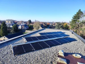 dak met zonnepanelen